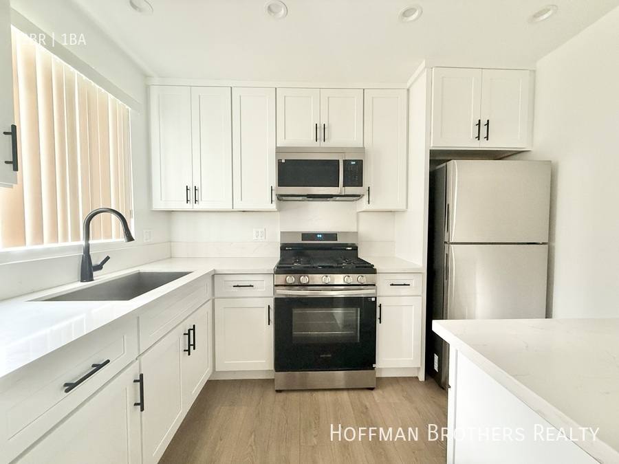 Apartment for rent at 7245 Bakman Ave #3, Sun Valley, CA 91352