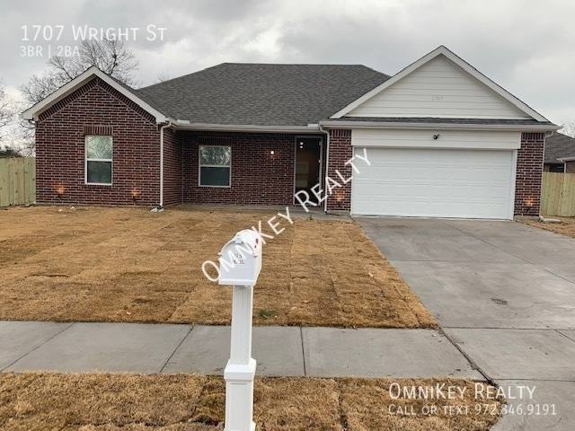 House for rent at 1707 Wright St, Greenville, TX 75401