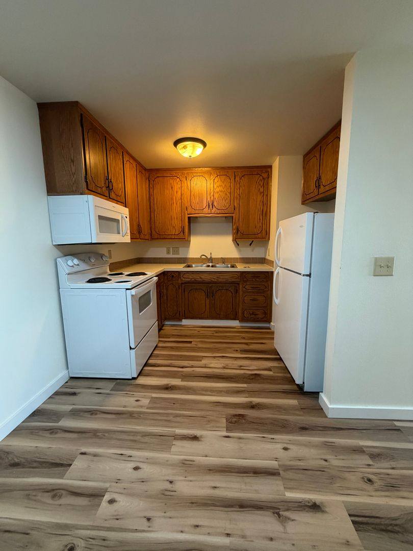 Apartment for rent at 966 E Elm Dr, Little Chute, WI 54140