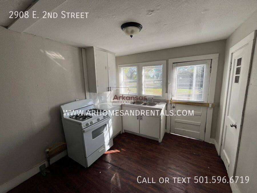 Apartment for rent at 2908 E 2nd St, North Little Rock, AR 72114