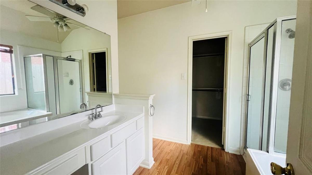 House for rent at 1931 Stanford Park Court, Katy, TX 77450