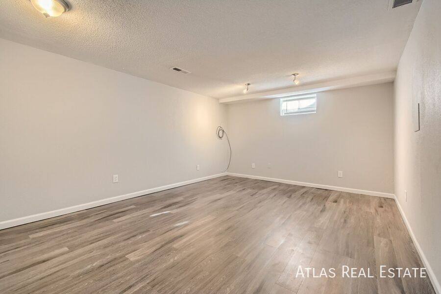 House for rent at 14972 E 45th Ave, Denver, CO 80239