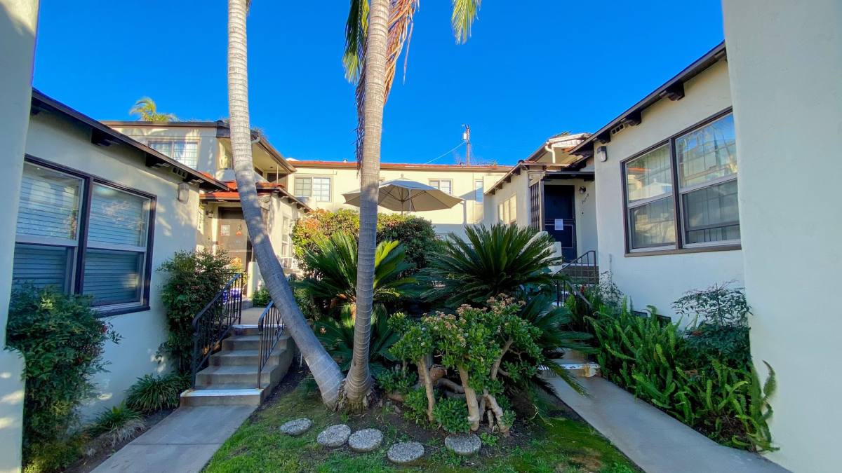 Apartment for rent at 8437-8441 La Mesa Blvd, La Mesa, CA 91942