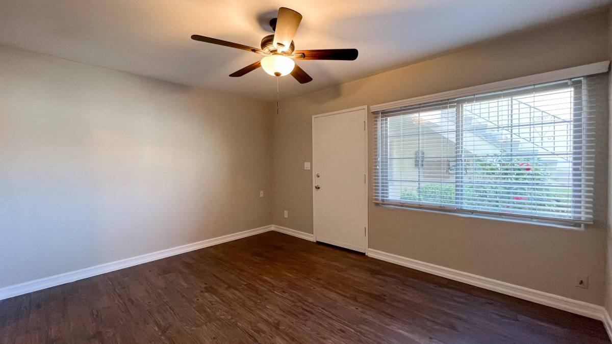Apartment for rent at 8437-8441 La Mesa Blvd, La Mesa, CA 91942