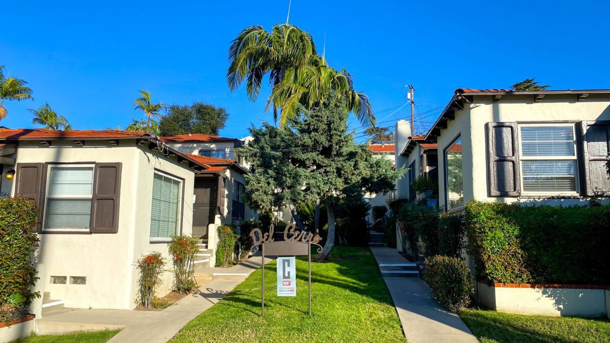 Apartment for rent at 8437-8441 La Mesa Blvd, La Mesa, CA 91942