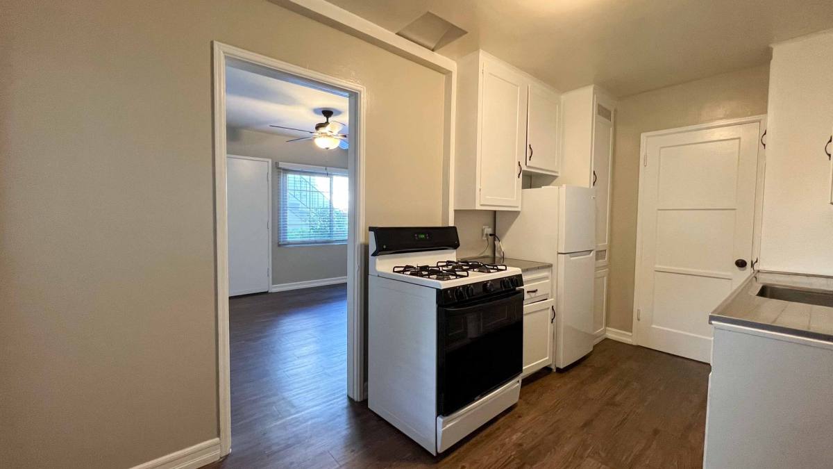 Apartment for rent at 8437-8441 La Mesa Blvd, La Mesa, CA 91942