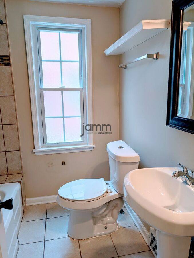 Apartment for rent at 3580 Normandy Dr, Cleveland, OH 44120