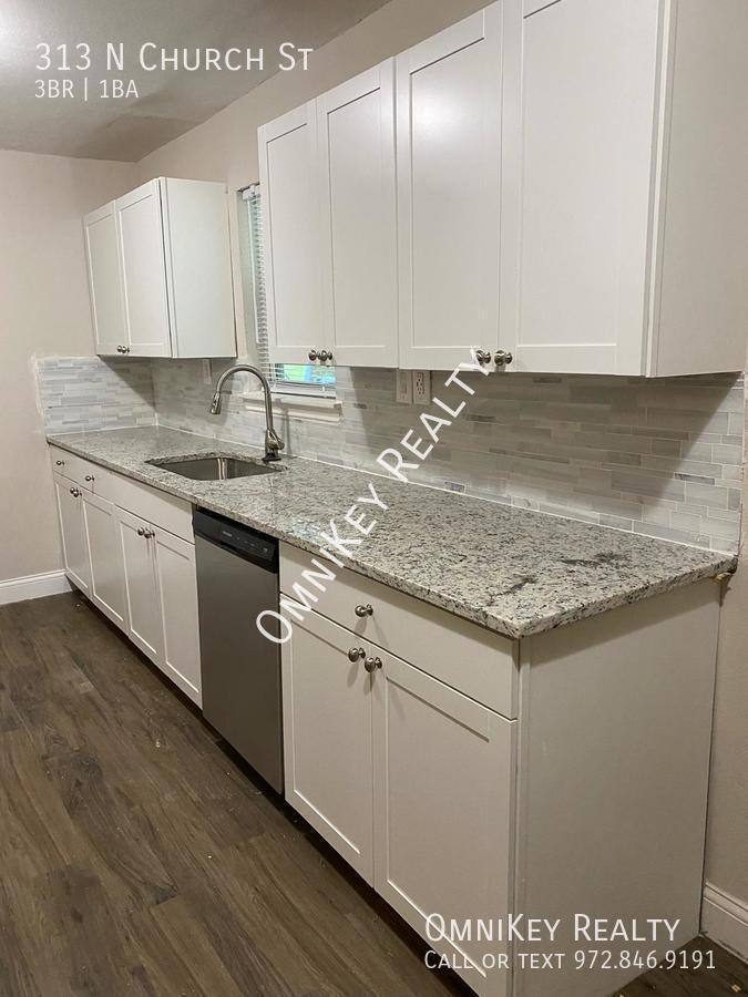 House for rent at 313 N Church St, Blue Ridge, TX 75424