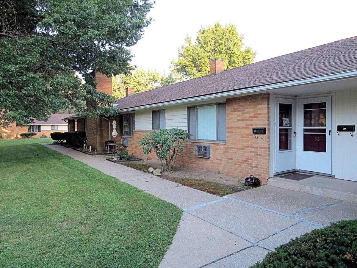 Apartment for rent at 5907 Woolman Court, Cleveland, OH 44130