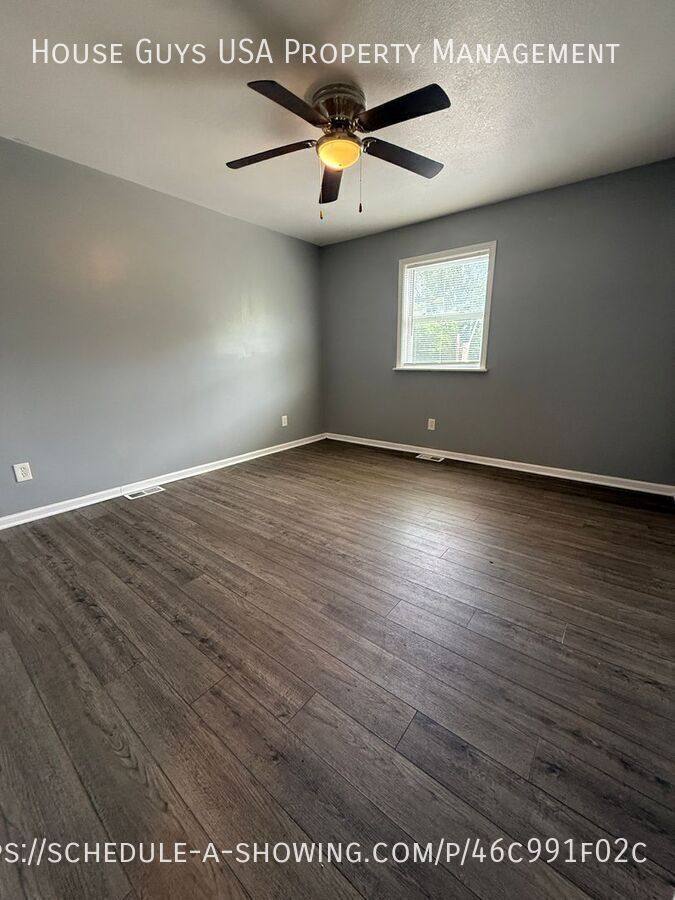 House for rent at 3201 E 20th St, Kansas City, MO 64127