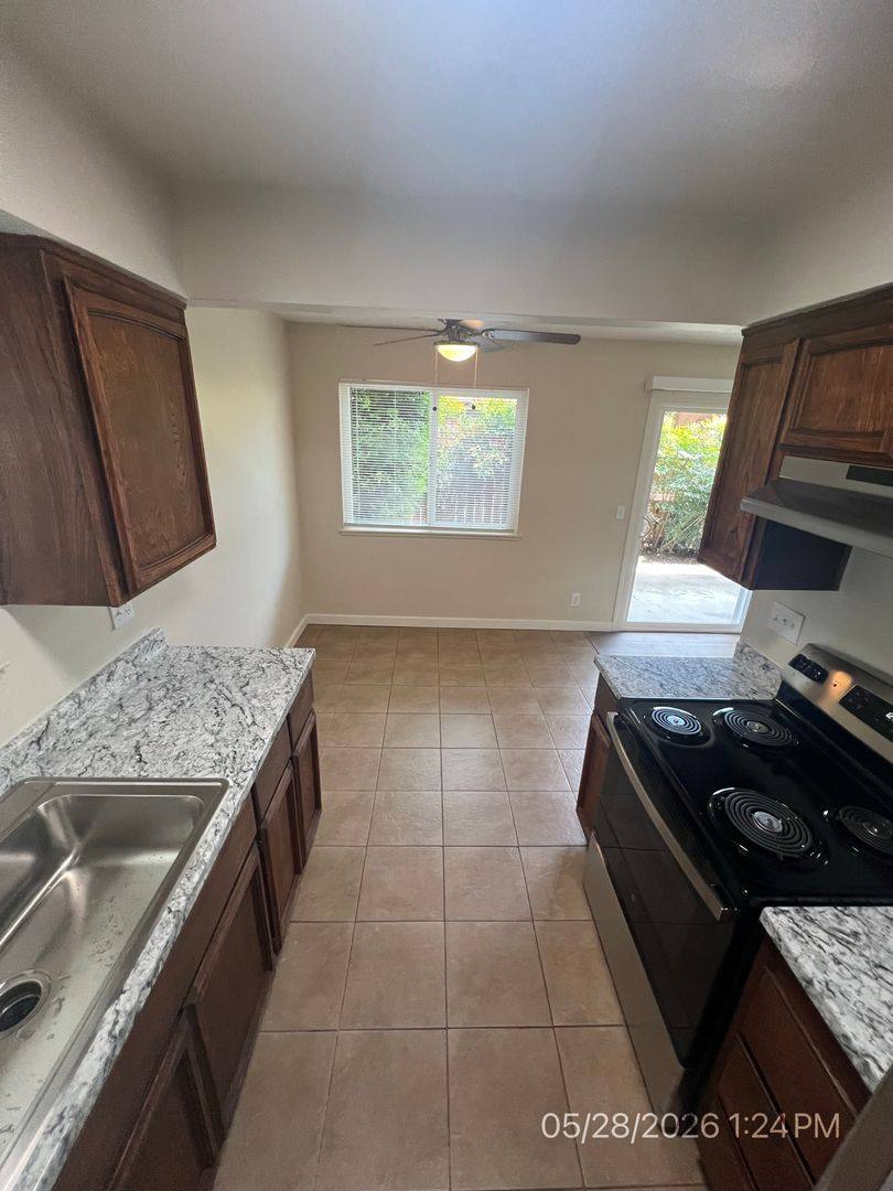 Apartment for rent at 1570-1594 Gray Ave, Yuba City, CA 95991