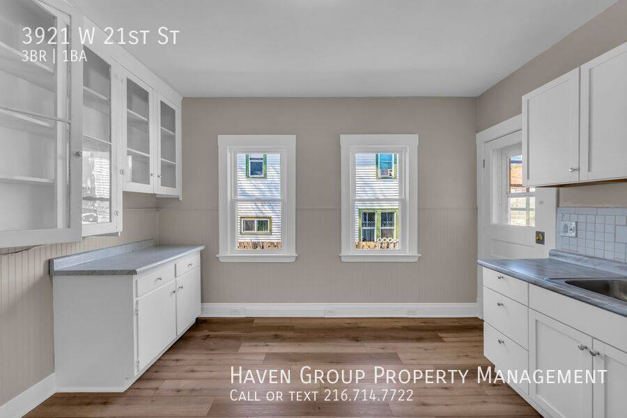 House for rent at 3921 W 21st St, Cleveland, OH 44109