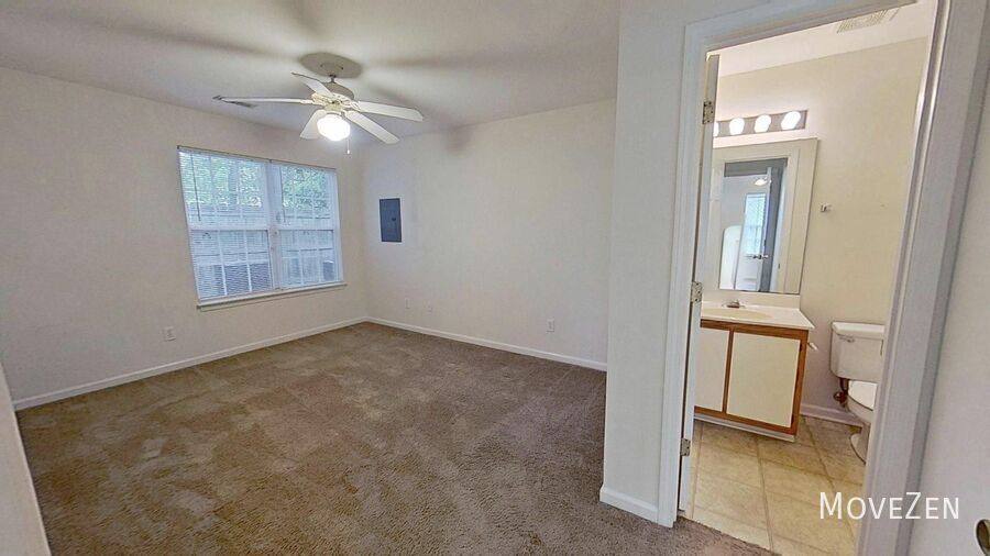 House for rent at 305 Saint Rosea Dr, Wilmington, NC 28405