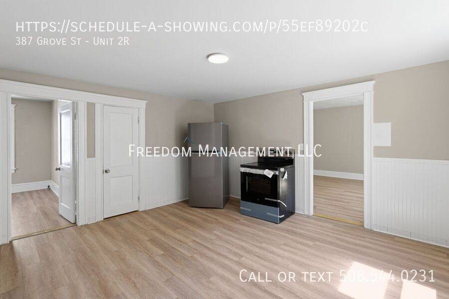 Apartment for rent at 389 Grove St #2R, Woonsocket, RI 02895