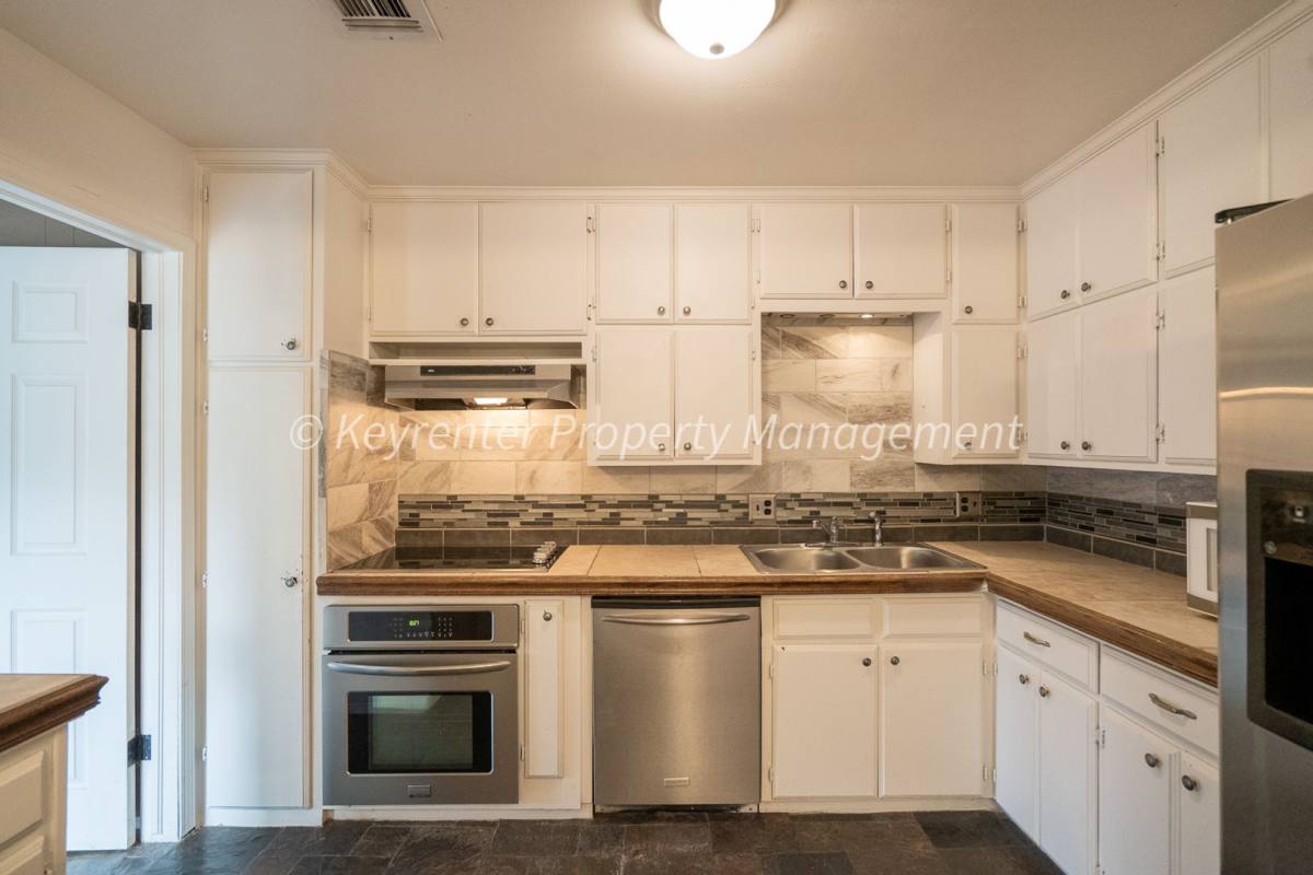 House for rent at 1622 W Britton Rd, Oklahoma City, OK 73120