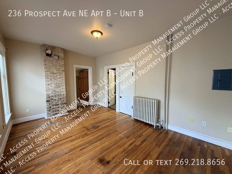 Apartment for rent at 236 Prospect Ave NE #B, Grand Rapids, MI 49503