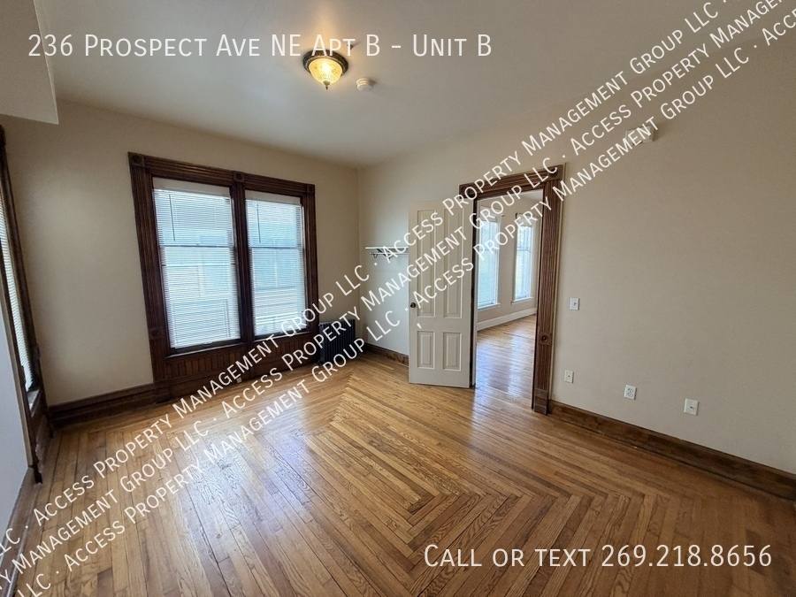 Apartment for rent at 236 Prospect Ave NE #B, Grand Rapids, MI 49503