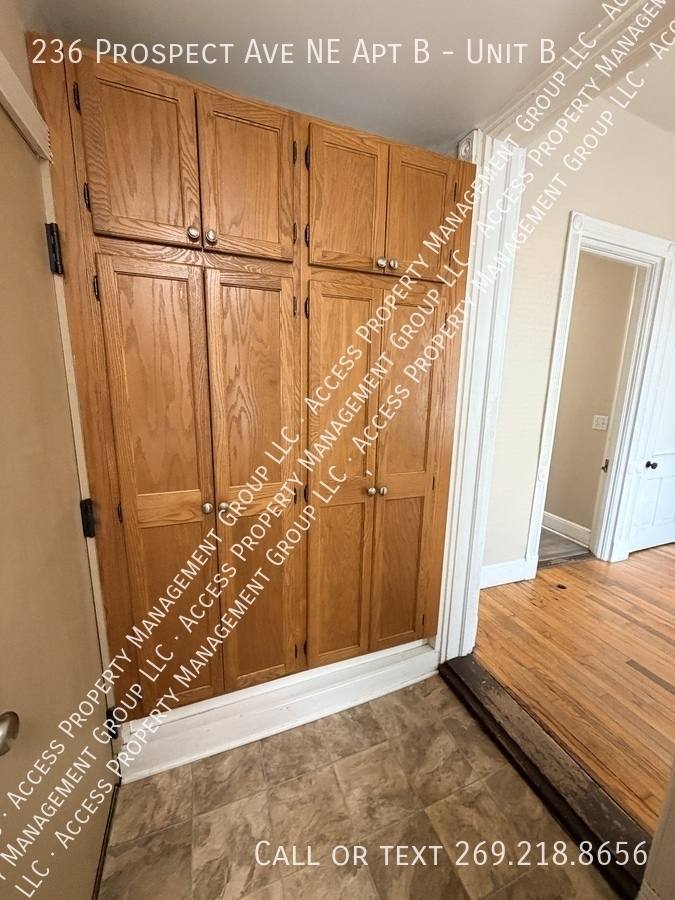 Apartment for rent at 236 Prospect Ave NE #B, Grand Rapids, MI 49503