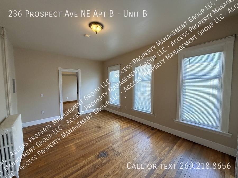 Apartment for rent at 236 Prospect Ave NE #B, Grand Rapids, MI 49503