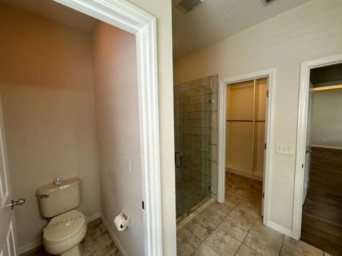 House for rent at 906 Pawstand Rd, Kissimmee, FL 34747