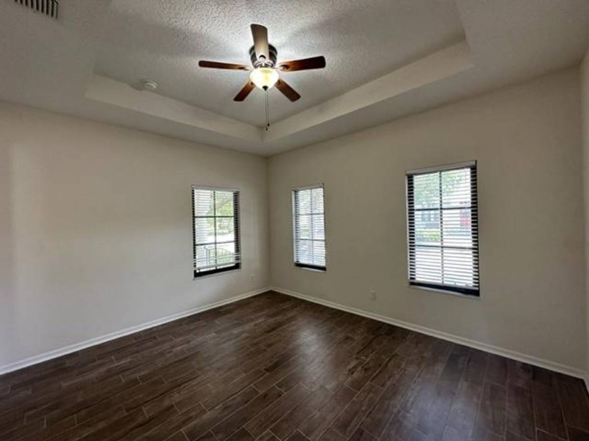 House for rent at 906 Pawstand Rd, Kissimmee, FL 34747