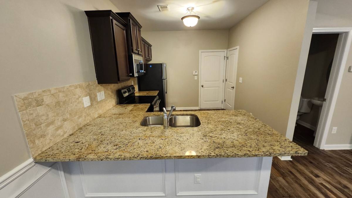 House for rent at 4680 Ravenwood Loop, Union City, GA 30291