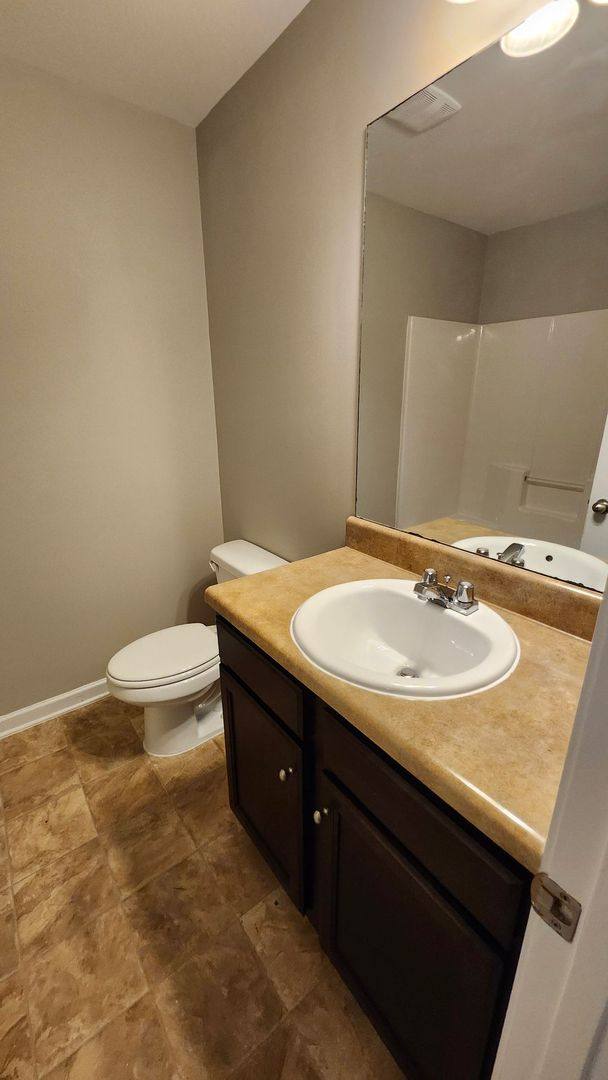 House for rent at 4680 Ravenwood Loop, Union City, GA 30291