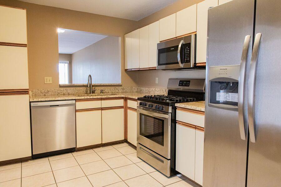 Condo for rent at 1902 Garden Lake Dr, Winter Haven, FL 33884