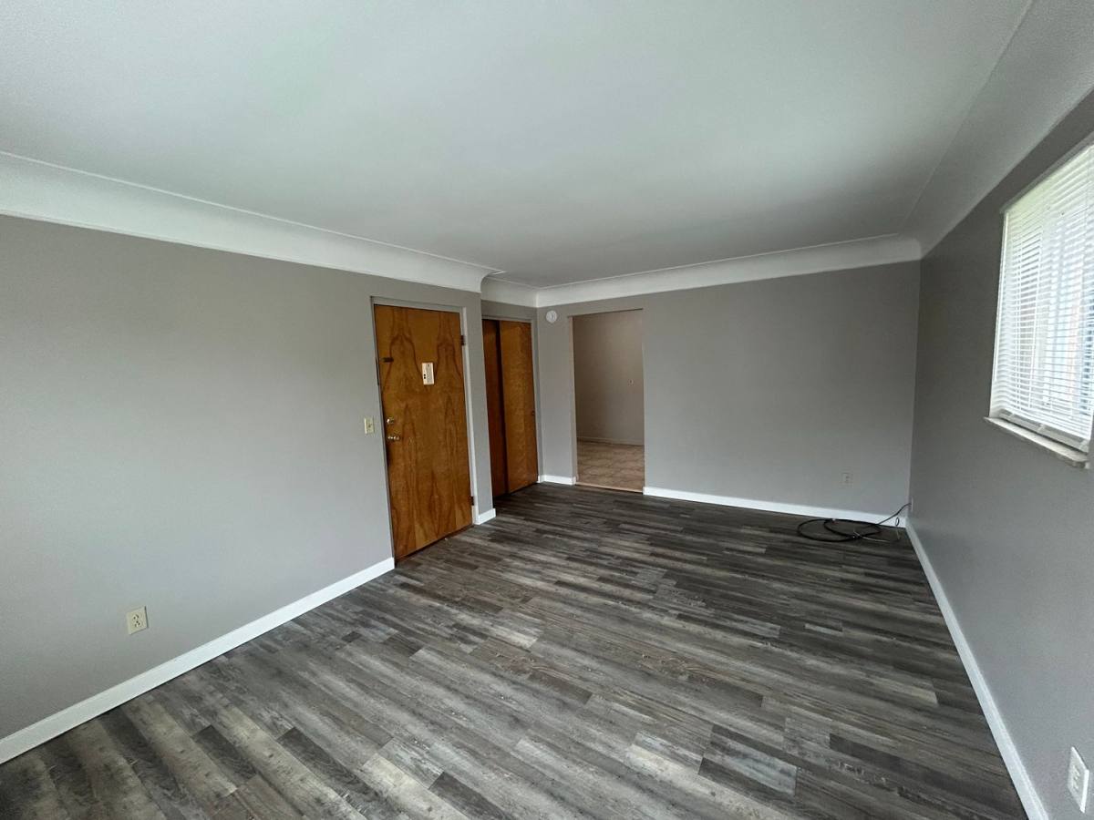Apartment for rent at 325 Pike St, Cincinnati, OH 45215