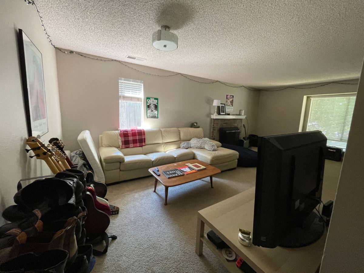 House for rent at 222 El Cajon Ave, Davis, CA 95616