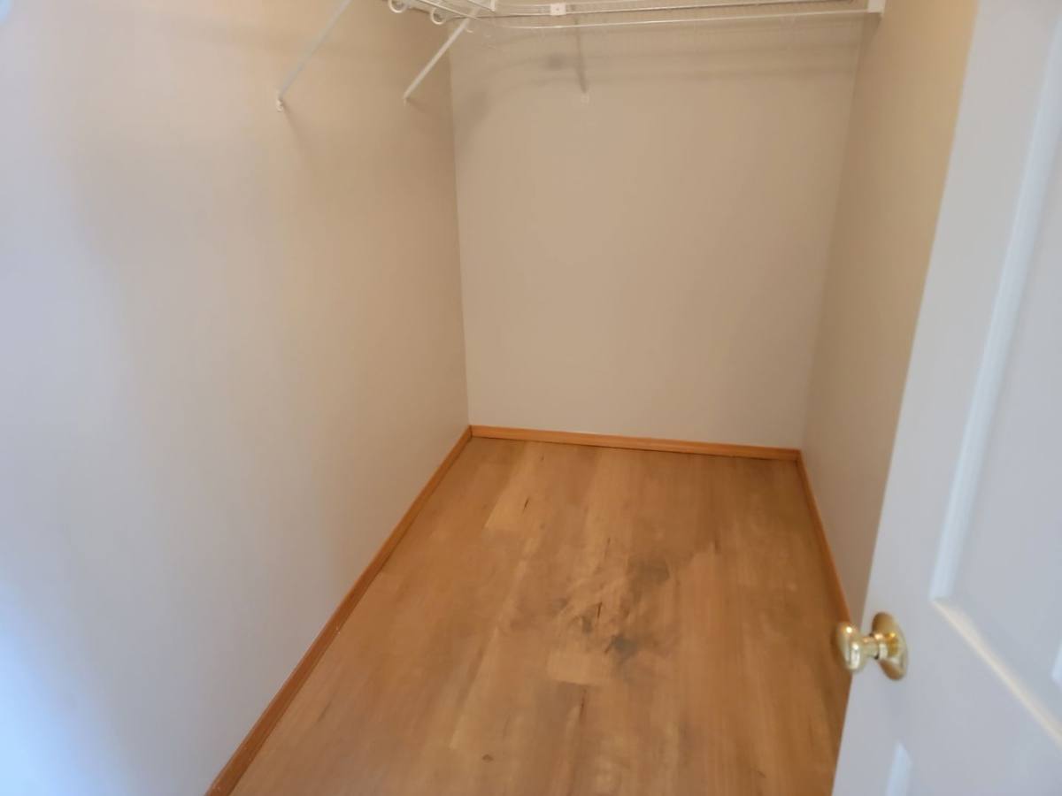 House for rent at 1702 N Aladdin Rd, Greenacres, WA 99016
