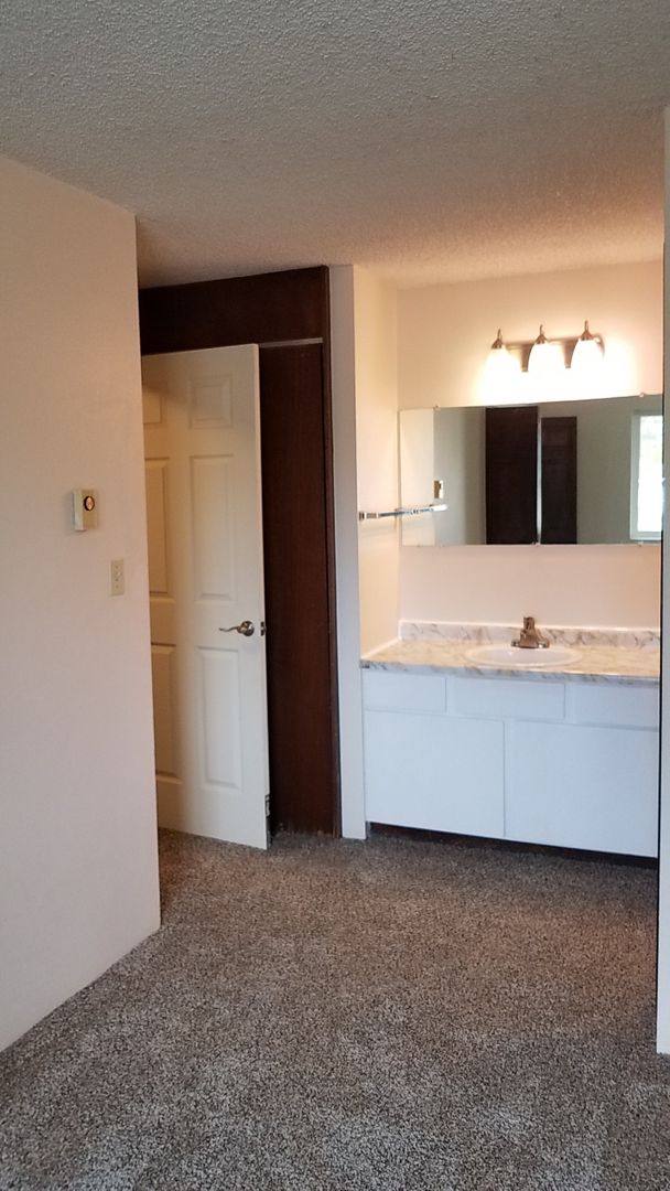 Apartment for rent at 120 E Hawthorne Rd, Spokane, WA 99218