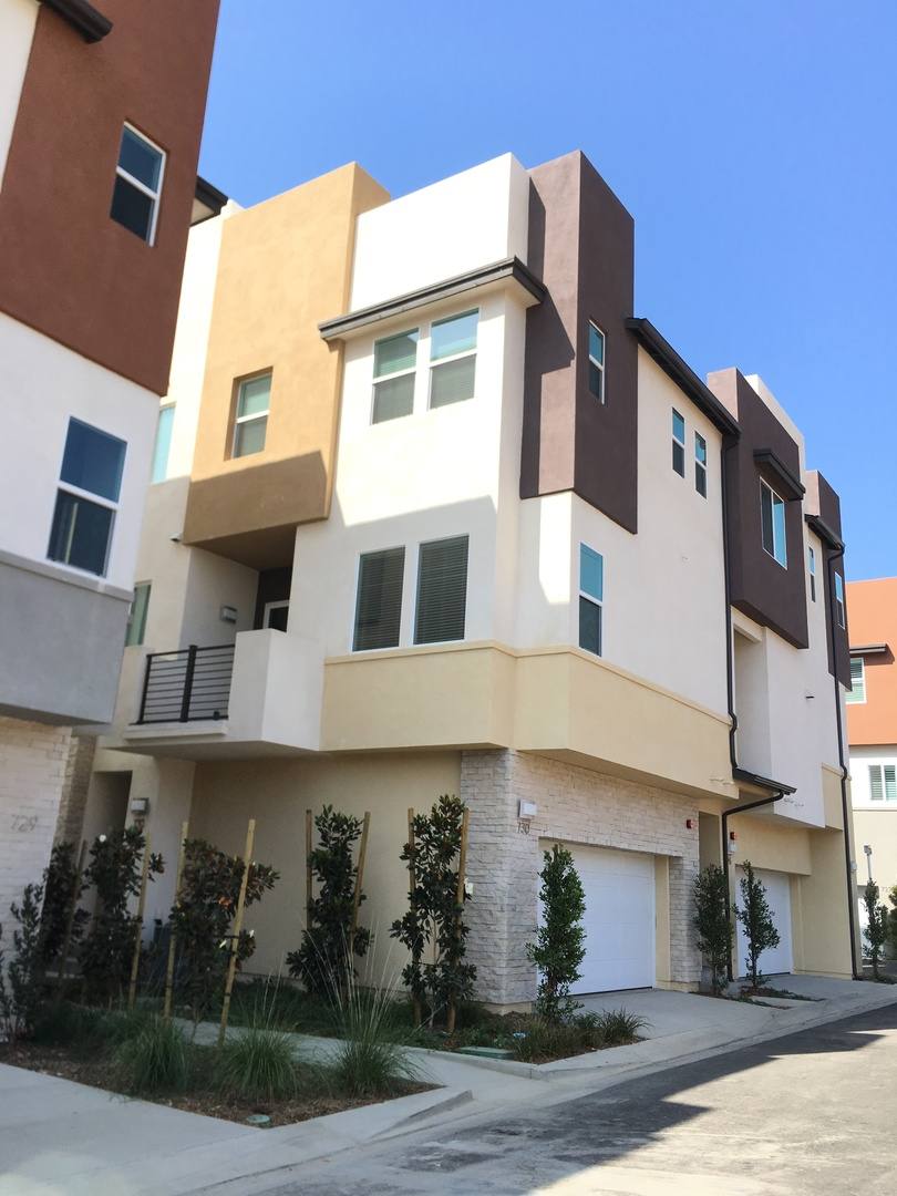 Condo for rent at 730 Brooklyn Dr, Brea, CA 92821