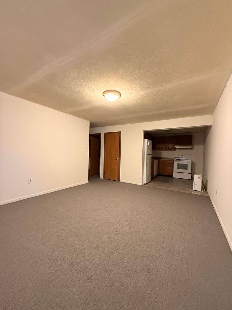 Apartment for rent at 100 E 14th St, Rolla, MO 65401