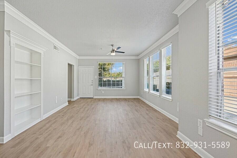 Apartment for rent at 9601 Jones Rd #HRS, Houston, TX 77065