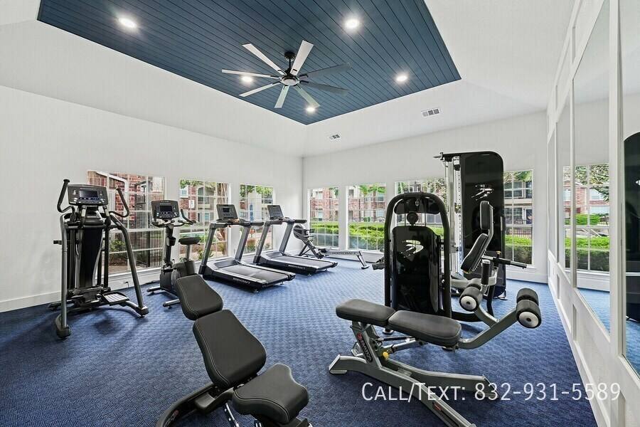 Apartment for rent at 9601 Jones Rd #HRS, Houston, TX 77065
