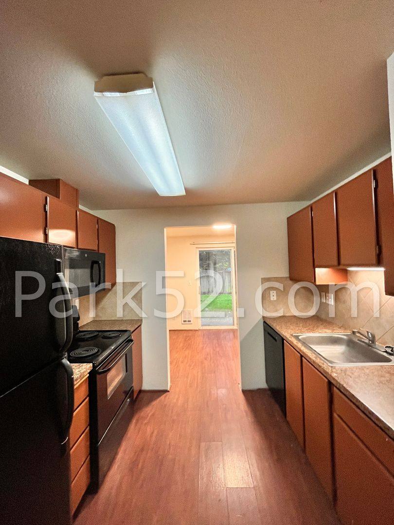 Apartment for rent at 17728 85th Ave Court E, Puyallup, WA 98375