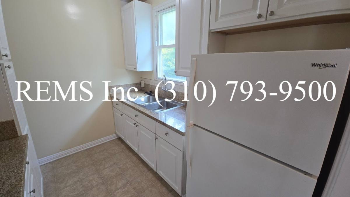 Apartment for rent at 8926 S Ramsgate Ave, Los Angeles, CA 90045