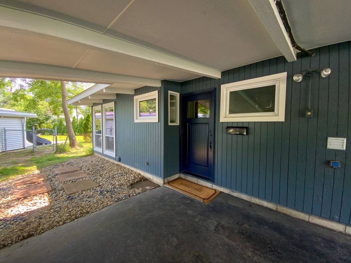 House for rent at 2509 Bristol Rd, Columbus, OH 43221
