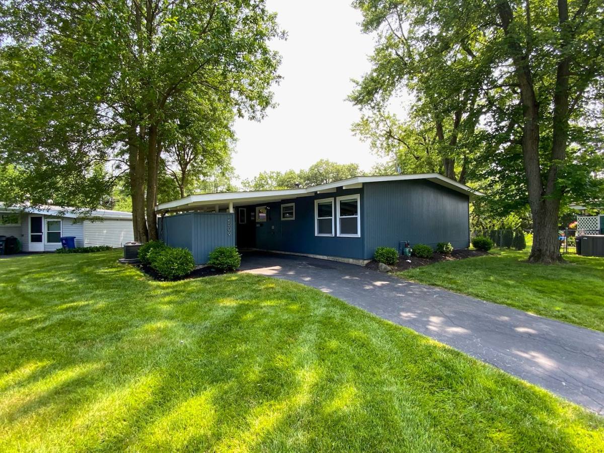 House for rent at 2509 Bristol Rd, Columbus, OH 43221