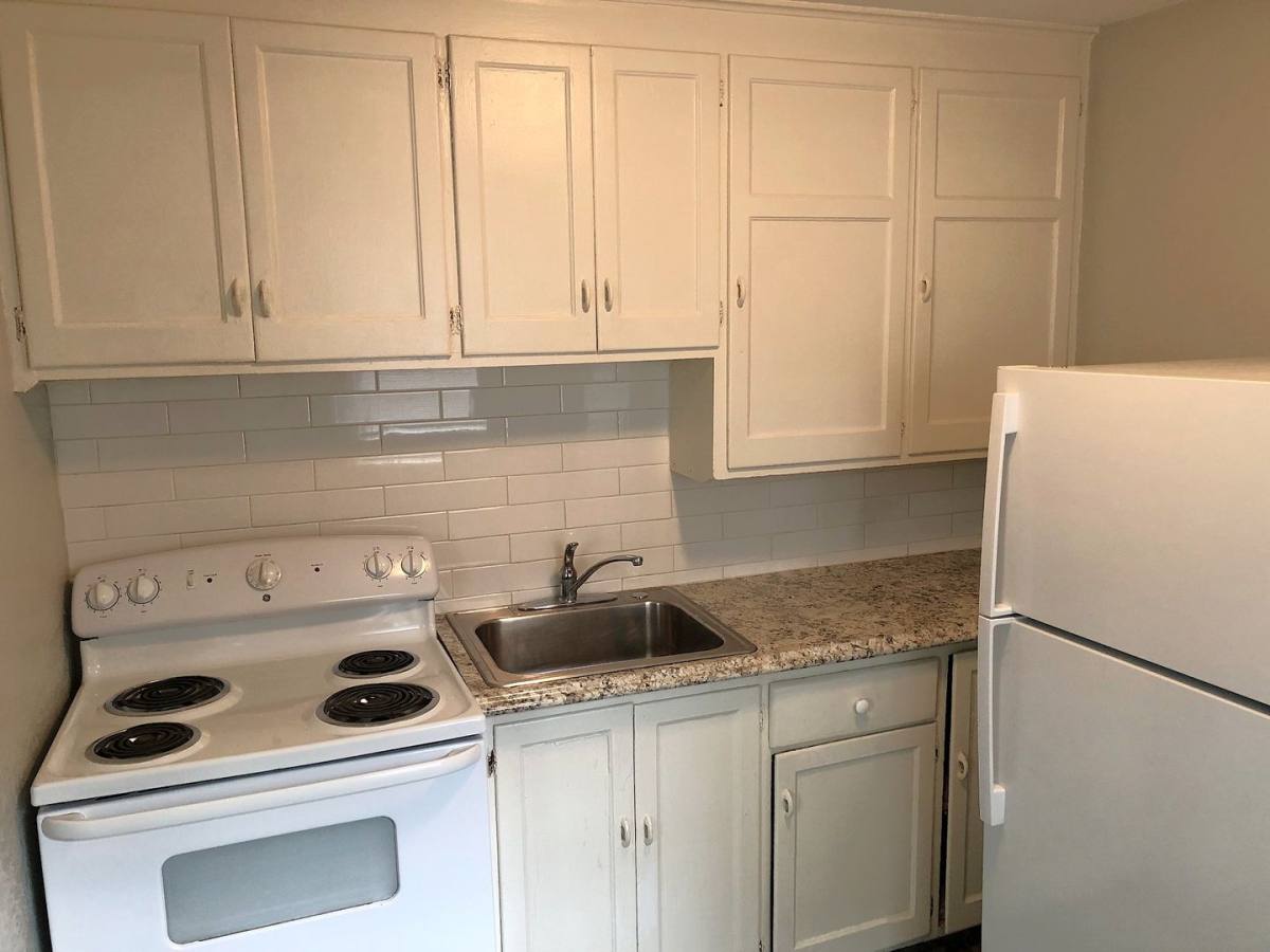 Apartment for rent at 770 - 772 Ottawa St, Leavenworth, KS 66048