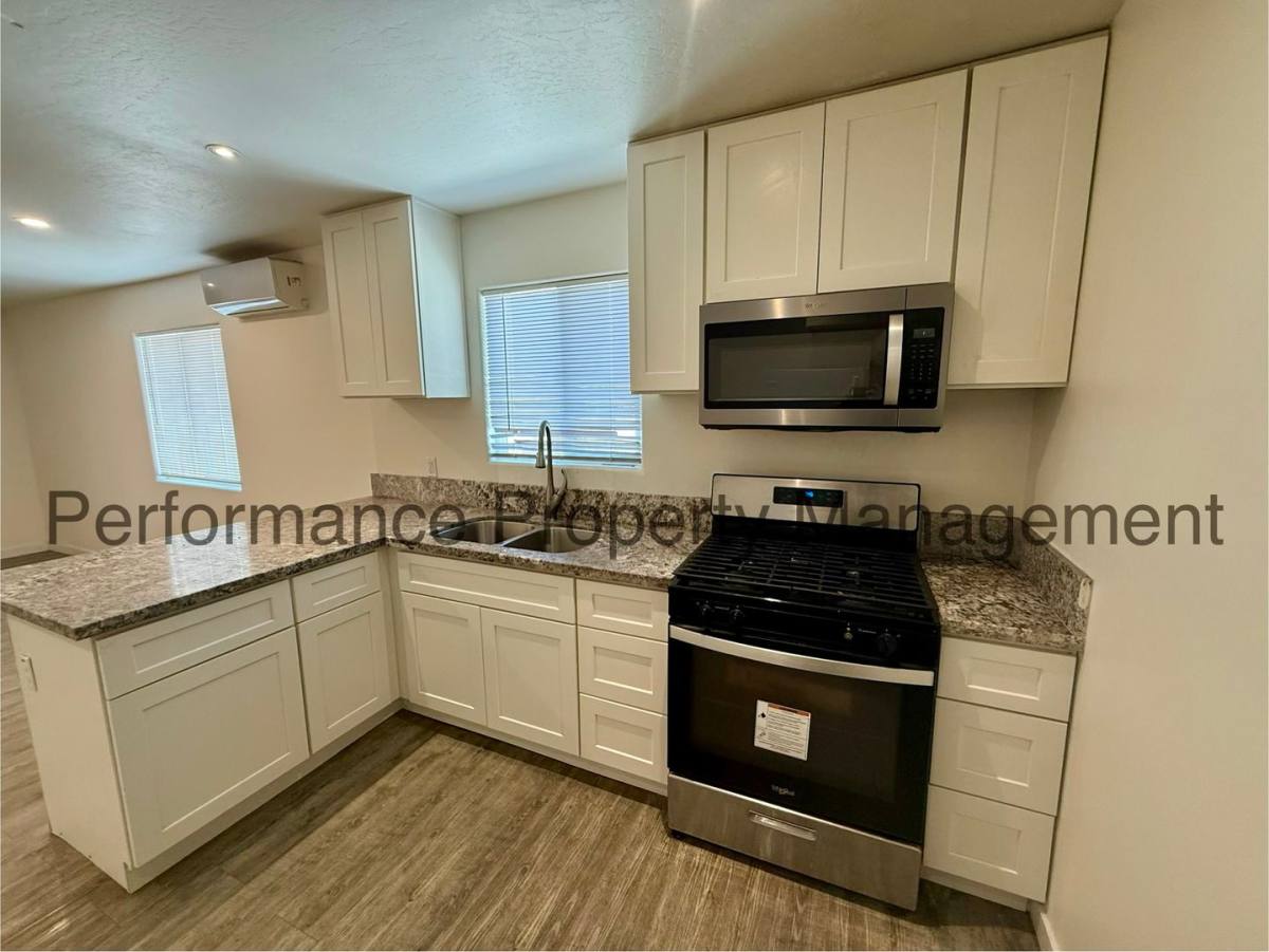 Apartment for rent at 703 Decatur St, Bakersfield, CA 93308