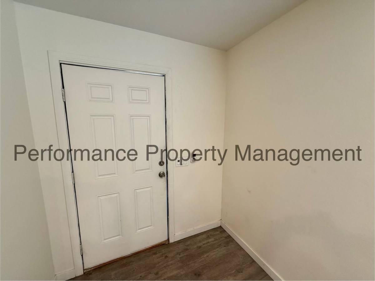 Apartment for rent at 703 Decatur St, Bakersfield, CA 93308