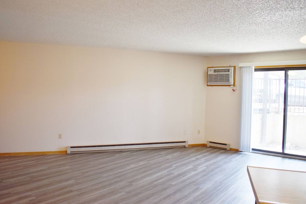 Apartment for rent at 707 6th Ave SW, Minot, ND 58701