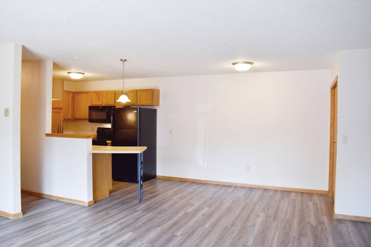 Apartment for rent at 707 6th Ave SW, Minot, ND 58701