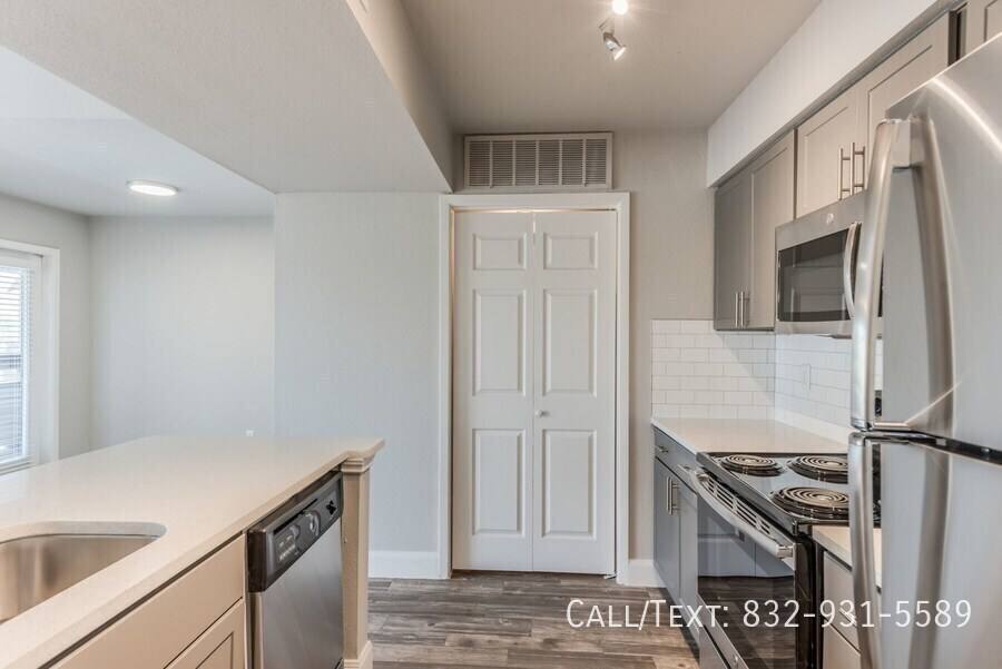 Apartment for rent at 600 El Dorado Blvd #HVN, Webster, TX 77598