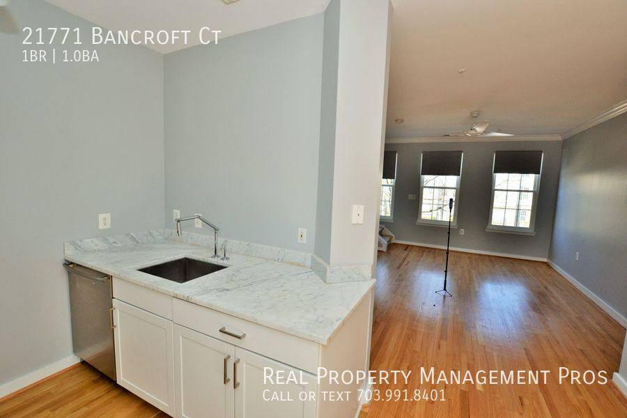 Townhouse for rent at 21771 Bancroft Court, Ashburn, VA 20147