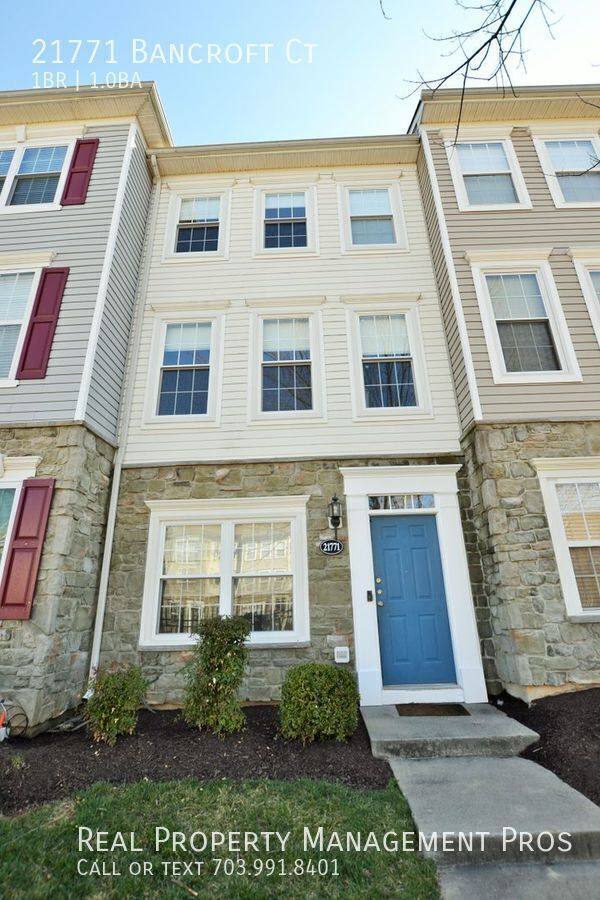 Townhouse for rent at 21771 Bancroft Court, Ashburn, VA 20147