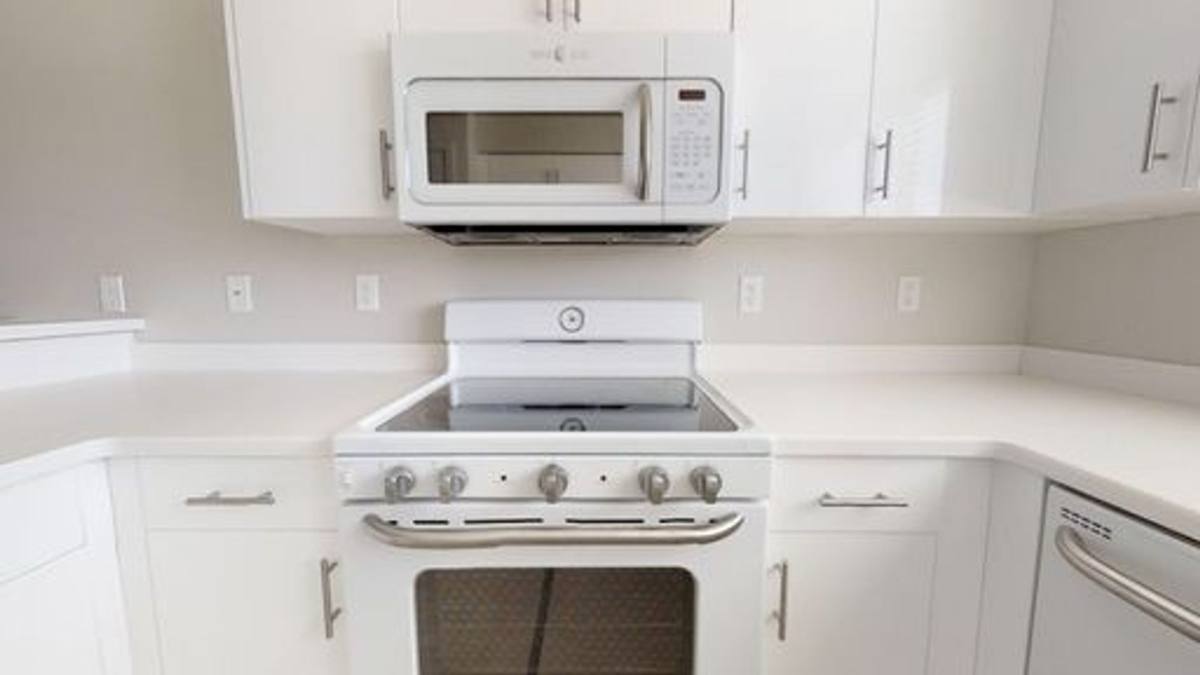 Condo for rent at 1080 W 965 N, Orem, UT 84057
