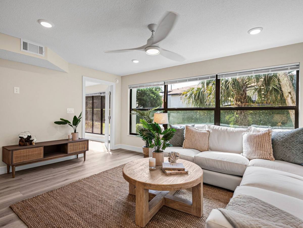 Condo for rent at 4082 Belair Lane, Naples, FL 34103